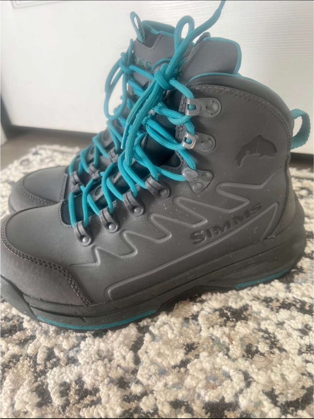 Simms Women's Gray Boots with Teal Laces